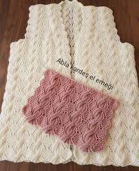 Biri Biterse Digerine Baslariz Krem Lutfiye Hanim In Yelegi Bugun Kargoya Verildi Gazian Cable Knitting Patterns Knitting Patterns Easy Knitting Patterns