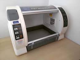 This moderately sized piece of pet medical equipment will easily fit into most veterinarians' practices and pet hospitals. Pet Brooder