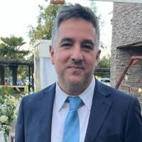 40+ perfiles de «Renato Vásquez»