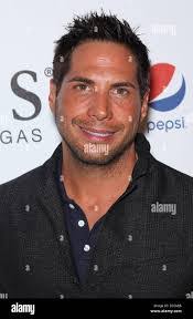 Oneil Francis's Instagram, Twitter & Facebook