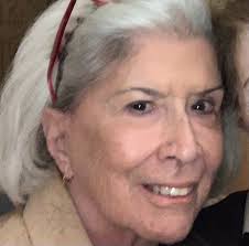 Lila May Bueno (@lilamaybueno) • Instagram photos and videos