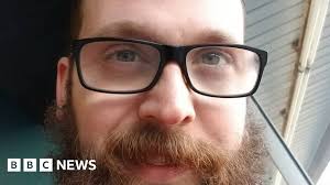 Ronnie Mcnutt's Instagram, Twitter & Facebook