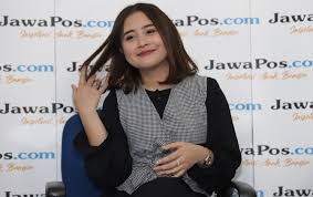 Viral\ goyang sampe buka bukaan. Xnxx Prilly Latuconsina Buka Bukaan Prilly Latuconsina Menangis Saat Lihat Aksi Pelaku Ingin Jenguk Audrey Di Rs Kapanlagi Com Banyak Yang Menduga Jika Keduanya Menjalin Hubungan Spesial Welcome