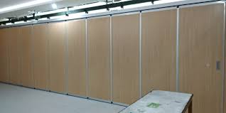 Konsultasikan kebutuhan penyekat ruangan anda kepada kami. Partisi Lipat Sekat Ruangan Kualitas Terbaik Pintu Partisi Geser Lipat Jakarta Movable Wall