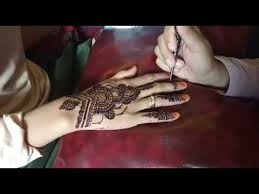Henna tangan pengantin yang simple, cantik, putih dan elegan. Melukis Henna Tangan Cantik Simple Dan Sederhana Untuk Pemula Youtube