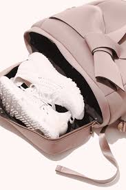 Freeing up your hands as you travel from a to b, view our full range of yoga mat bags and accessories online. Omg My Comeback Collection Is Here Blogilates