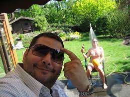 You have a lot of money and a lot of sex. Verruckte Nachbarin Foto Bild Erwachsene Menschen In Der Freizeit Menschen Bilder Auf Fotocommunity