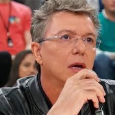 A apresentadora adriane esclarece polêmica com boninho. Boninho Provoca Ana Furtado Apos Flagrar A Esposa Fazendo Faxina Rd1