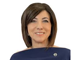 Lesley Pugh's Instagram, Twitter & Facebook