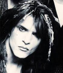 Famous jawlines identification game