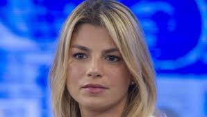 Mike Bird, la dedica di Emma durante il concerto e le parole dei vip