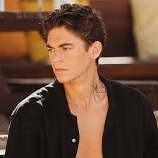 Scott Hardin's Instagram, Twitter & Facebook