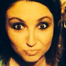 Sara Barth's Instagram, Twitter & Facebook