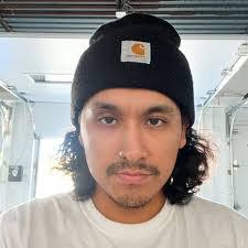 Devon Roy's Instagram, Twitter & Facebook