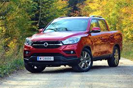 7 year unlimited km warranty. Ssangyong Rexton Sports Mit Dem Zwillingsdrachen Auf Die Schotterpiste Gas Junky