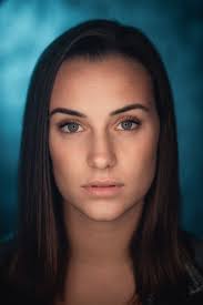 Portraits With An Led Ring Light Great Lighting Easy To Carry And Lots Of Fun Learn Photography By Zoner Photo Studio