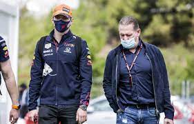 Damn, jos verstappen gave an update about max after he crashed due to a touché with lewis hamilton. Jos Knew Max Verstappen Was A Special Talent At Seven Planet F1