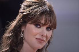 Physical': Zooey Deschanel joins Season 3 of Apple TV+ series