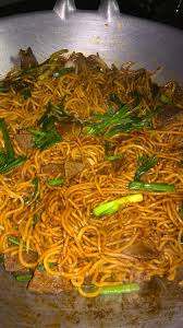 Rasanya gurih manis asik deh pokoknya. Namakucella Mee Goreng Daging