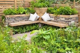 Dieser interessanten variation der sitzfläche kommt im gesamtzusammenhang der gartenarchitektur eine wichtige bedeutung zu. Garten Sitzecke Gestalten Ideen Fur Kleine Grosse Garten