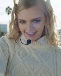 Emily Pop Star Academy