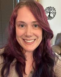 Brooke Morrell's Instagram, Twitter & Facebook