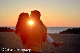 Pin By Celina Colombo On Celina C Photography Sunset Couple Photography Couple Photography Beach Photography Poses