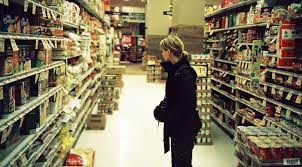 Sabato dunque chiusura per tutti i centri di media e grande distribuzione, quindi tutte le catene di supermercati avranno le serrande abbassate così come i tanti centri commerciali presenti. Negozi E Supermercati Aperti O No Il Primo Maggio La Battaglia Continua Firstonline