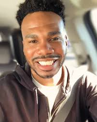 Jerry Stacks's Instagram, Twitter & Facebook