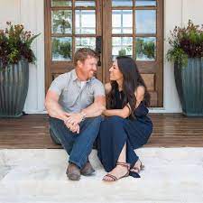 And with at least 14 episodes and four specials, fixer upper will definitely have a full final season to enjoy. Is Fixer Upper Returning With A New Season Chip And Joanna Gaines