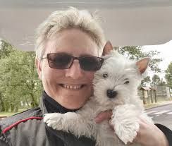 Une ancienne aide-soignante orléanaise crée un transport au poil pour les  chiens et les chats