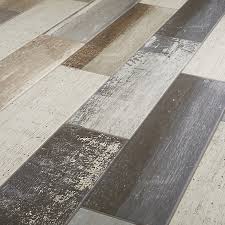 Find your shade of grey with our kitchen configurator tool, or book an appointment to benefit from our expert advice. Worn Wood Grey Matt Wood Effect Porcelain Wall Floor Tile Sample Diy At B Q