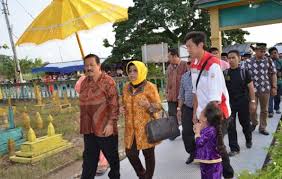 Sekolah ini menjadi smk pertama yang ada di tanah air yang didirikan pada tahun 1743. Smk Negeri 5 Surabaya Menjadi Salah Satu Percontohan Untuk Blud Smk Di Babel Provinsi Kepulauan Bangka Belitung