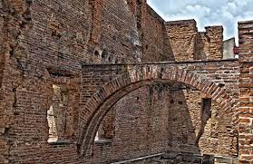 Lift your spirits with funny jokes, trending memes, entertaining gifs, inspiring stories, viral videos, and so much more. Palatul Voievodal Curtea Veche Muzeul Municipiului Bucuresti