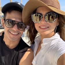 With gurmeet choudhary, drashti dhami, piyush sahdev, sameer sharma. Drashti Dhami Shared A Special Photo With Her Husband At The Wedding Anniversary Newstrack English 1