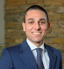 FIU Experts Ready to Discuss Cyber Monday Trends, Supply Chain Challenges,  and Holiday Shopping Insights