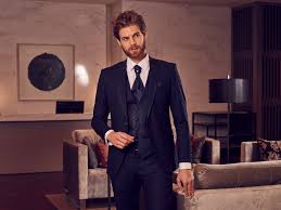 Men's fashionable suit vest for formal or casual occasions,wedding,party,graduation, proms,dinner,dating,office. Men Fashion Wedding Suits 2021 Royal Wedding