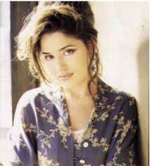 Top 10 Women of 90s CCM