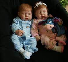 onun bebekleri degisik munecas realistas baby born bebe