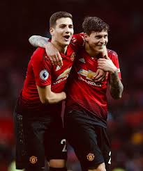 Imagine getting dalot as you 2nd choice goalie. Diogo Dalot On Twitter Never Give Up That Is Man United What An Atmosphere Once Again At Old Trafford Andrinhopereira Te Faleeeiiii Https T Co Z8prupmgr8