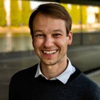 40+ perfiles de «Bössert»