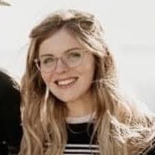 Rachael Phillips's Instagram, Twitter & Facebook