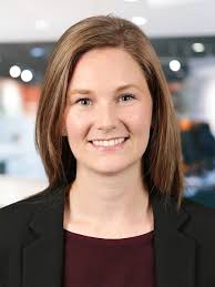 Jessica Lacey's Instagram, Twitter & Facebook