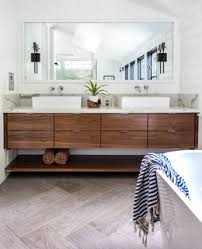 Houzz hat 33.383 bilder der besten designer, inneneinrichter und architekten dieses landes, unter anderem von stephanie russo photography und allwood construction inc. 75 Mediterrane Badezimmer Ideen Bilder Juli 2021 Houzz De