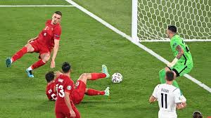 Hallo leute, kann mir jemand von euch sagen, seit wann es üblich ist über fußballergebnisse in den nachrichten wie zb. Fussball Em 2021 Italien Schlagt Die Turkei Es Gibt Geschenke Fur Den Gastgeber Der Spiegel