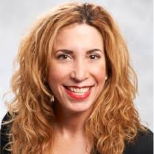 Shauna Grove's Instagram, Twitter & Facebook