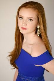 Sarah Renfroe's Instagram, Twitter & Facebook