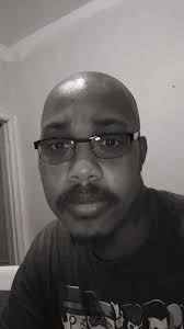 Can someone edit a headshot with angel wings?