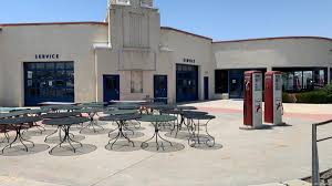 Pillows + blankets throw pillow; Di8qq7fbrnaqqm