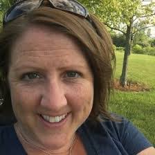 Lisa Stouffer's Instagram, Twitter & Facebook